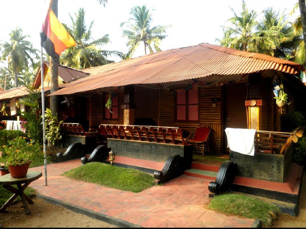 Kerala Bamboo House Hotel Varkala Zewnętrze zdjęcie