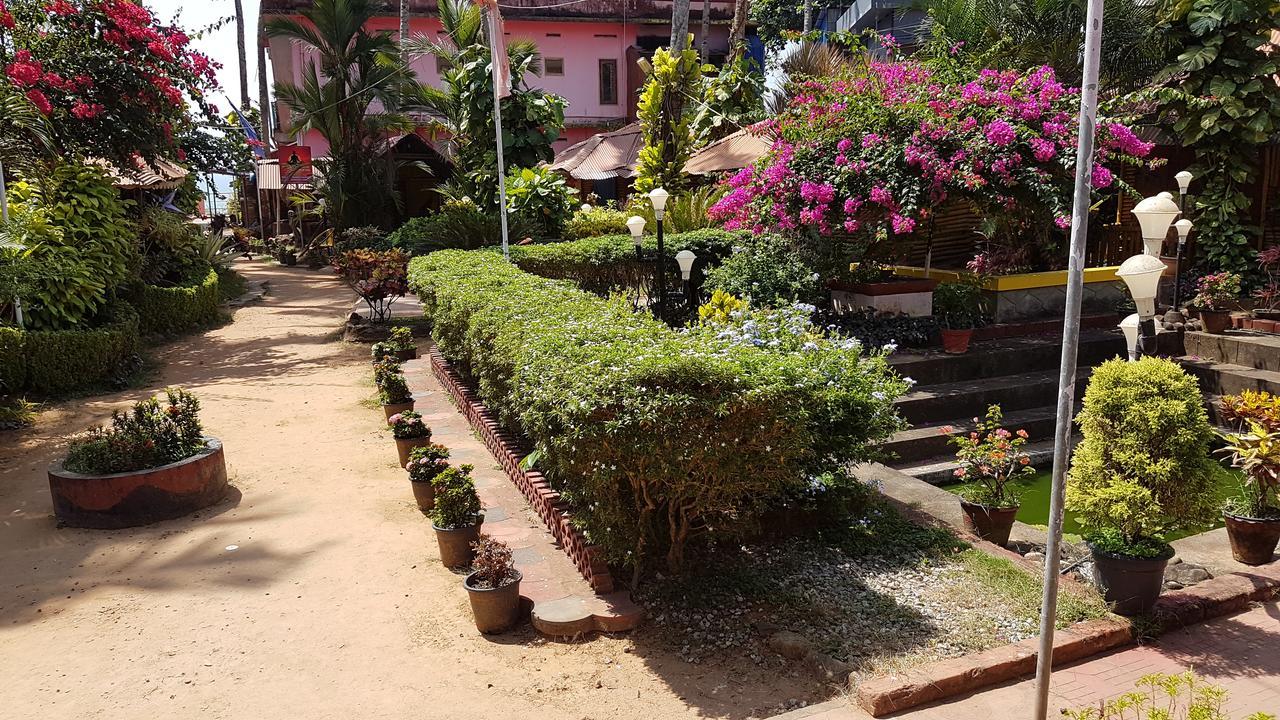 Kerala Bamboo House Hotel Varkala Zewnętrze zdjęcie