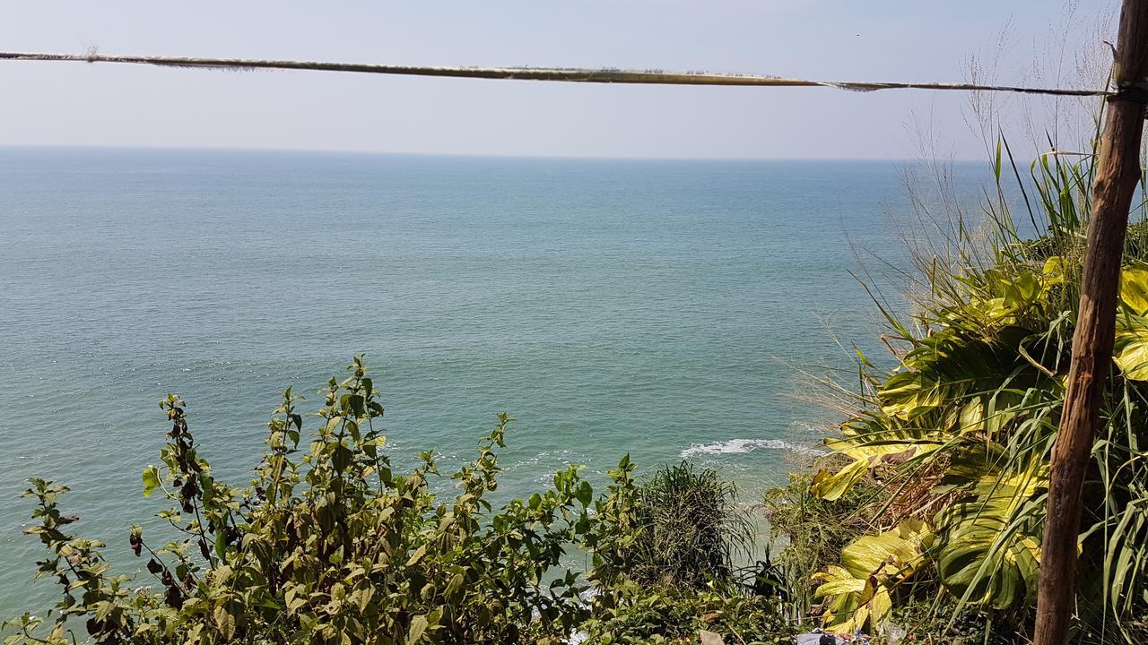 Kerala Bamboo House Hotel Varkala Zewnętrze zdjęcie